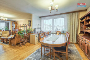 Prodej rodinného domu, 235 m², Hrdějovice, ul. Školní - 17
