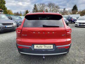 VOLVO XC40 D4 140kW AWD MOMENTUM - 17