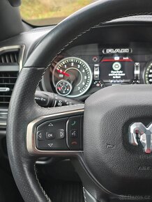 Dodge Ram Sport  2022 - 17