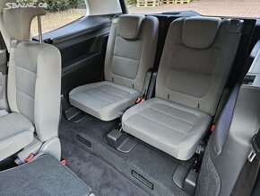 VW Sharan 2.0 TDI 103kW,7.Míst,Tažné,Navi,Serviska,Panorama, - 17