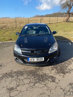 Opel Astra H GTC 2.O Trubo - 17