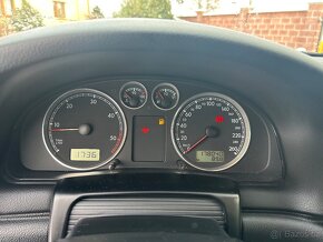 VW Passat 1.9tdi 96kw 2002 kombi 177tkm bez koroze - 17