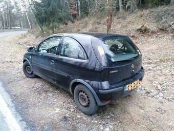 Opel Corsa C 1.2, 55kW rv 2004 naj 199tis - 17