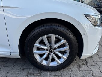 VW Passat B8 2.0 TDI 110kW DSG Tažné Matrix Navi Kamera ERGO - 17