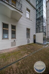 Zařízený byt 1+kk, 31 m² v secesním domě, Praha 5 - Malá Str - 17