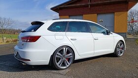 SEAT LEON ST CUPRA 290 - 17