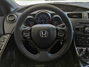 Honda Civic Tourer 1.8 i-VTEC Digiklima - 17