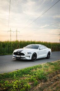 Ford mustang GT 5.0 - 17