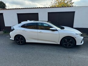 Honda Civic 1.0 V-Tec - Plná výbava | NEBOURANÁ - 17