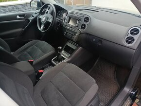 Volkswagen Tiguan 2.0 TDI 4MOTION,SERVIS VW,TAŽNÉ,NEZ.TOPENÍ - 17