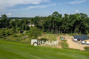 Prodej stavebního pozemku s úžasnými výhledy v Hnojníku o ve - 17