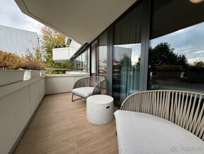 Pronájem krásného bytu 3+kk 118 m² Na Hřebenkách - 17