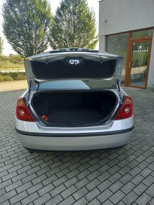 Ford Mondeo Sedan 1.8i 92.Kw - 17