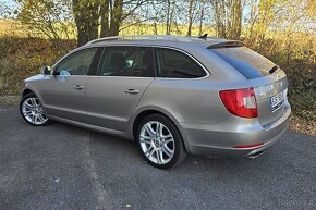 Prodám Škoda Superb combi 4x4 - 17