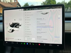 TESLA MODEL 3 2021 - 17