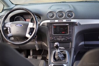 Ford Galaxy 2.0 TDCi - 17