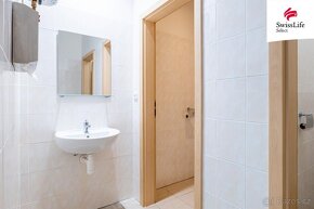 Pronájem kanceláře 203 m2 Lednická, Praha - 17