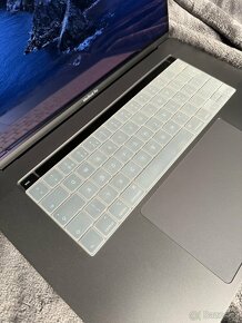 2019 MacBook Pro "16 Touch Bar - 17