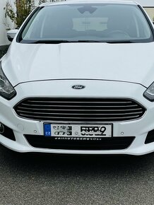 Ford S-max - 17