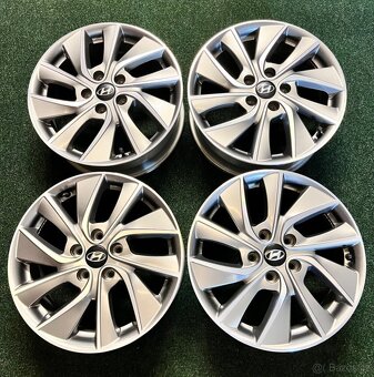 5x114,3 R17 Originál Hyundai I30 N-Line - TOP STAV - 17