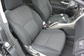 PRODÁM TOYOTA AURIS 1.6VVTi Executive - 17