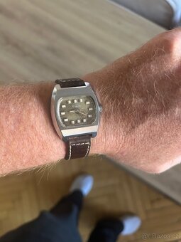 Mechanické hodinky Raketa TV model 2609 - 17