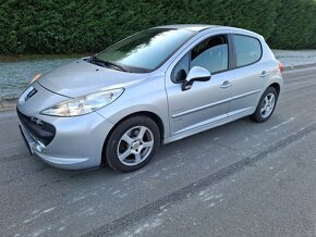 Peugeot 207 1.4i Klima Alu Model 2009 - 18