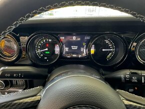 Jeep Wrangler UNLIMITED BRUTE 2,0 PHEV 4XE - 18