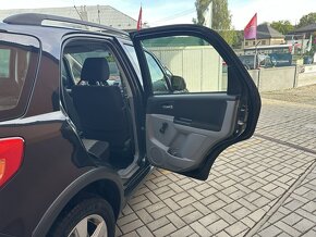 Suzuki SX4 1.6i 88kW serviska 4x4 - 18