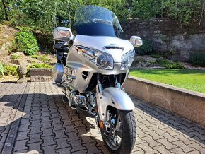 Honda GL 1800 Gold Wing ABS - TOP STAV + VÝBAVA - 40 000 KM - 18