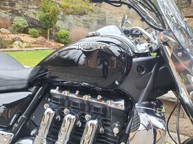 Triumph Rocket III Touring - SUPER STAV - 18