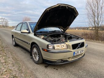 Volvo s80 2.4i nová STK - 18