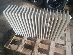Predám 5 ks litinových radiatorov - 18