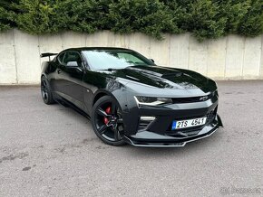 Prodám Chevrolet Camaro 6.2SS FIFTY  KRÁSNÝ VŮZ - 18