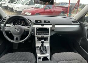 Volkswagen Passat 2,0 TDI 103kW SERVISKA nafta manuál 103 kw - 18