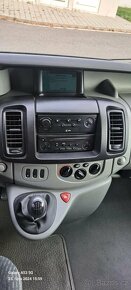 RENAULT TRAFIC / NISSAN PRIMASTAR 2.5DCi PASSENGER - 18