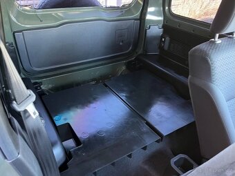 Suzuki Jimny 1.5 Elegance - 18