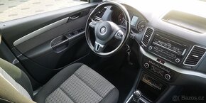 VW. Sharan III 2,0 TDI - 103kw. PĚKNÝ STAV A PO SERVISU - 18