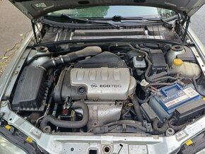 PRODÁM OPEL VECTRA  B 1.8 16V  NAJETO 87500km - 18