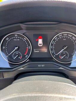 Skoda superb 3 combi 2.0 tdi 110kw r.v 2019 228tis km dsg - 18