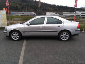 Volvo S60 2.4i - 18