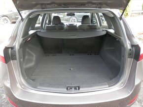 Hyundai i30 1.6GDi 88kW DOHC 16V automat kombi 9/2014 - 18