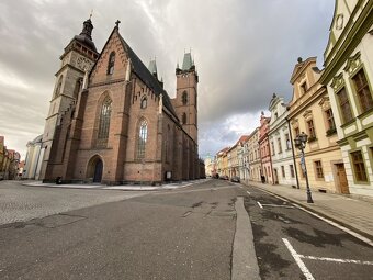 Zařízený pokoj v centru Hradce Králové - nám. Jana Pavla II. - 18