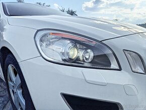 VOLVO S60 / 2.0 D3 120kW / R.V. 2011 / 1. MAJITEL - 18