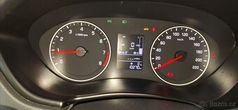 Hyundai i20 1.2 benzín,10.270km1.MAJ.KOUP.CR, SERVISKA - 18