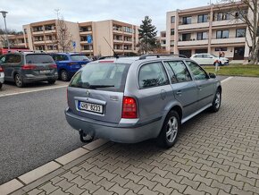 Škoda Octavia 1.9tdi-74kw  4x4 R.2003 elegance - 18