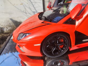 Lamborghini Aventador od Pocher - 18