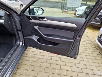 VW Passat, 2.0 TDi (110 kW), r.v. 2015, plný servis, LED - 18