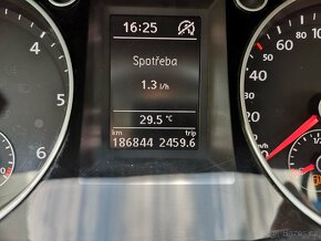 VW Passat Variant 2.0 TDi 125 kW DSG XENON - 18