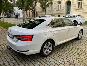 Prodám Škoda SUPERB 2.0 TDI 110 kW, POHON 4x4. - 18